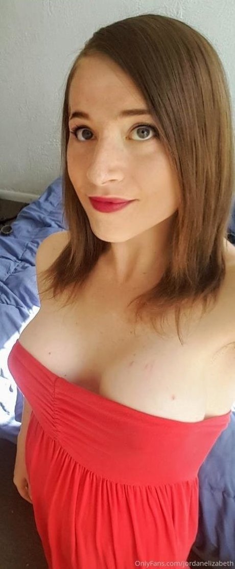 jordanelizabeth star du porno parfaite photos