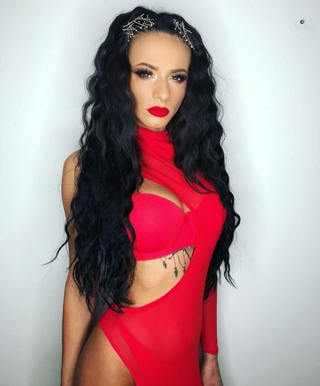 AndreeaNicoletaDinu étoile adulte image