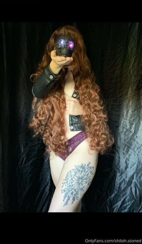 shiloh stoned modèle pornographique images