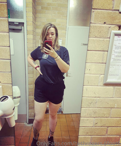 amazonbeth 6foot6 Profilfoto