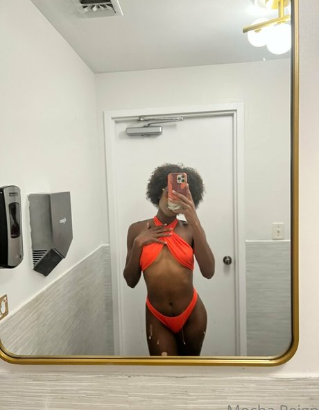 mochareignvip étoile sexy photo