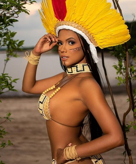 Karol Lima modèle sexy des photos