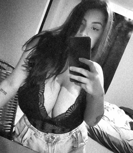 Cyntia K actrice artistique galeries