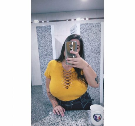 Cyntia K xxx étoile galerie