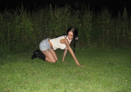 chaton courbé onlyfans sympa érotique photos