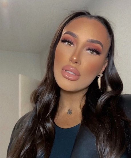 chatte solo uniquementfans chaud belle img