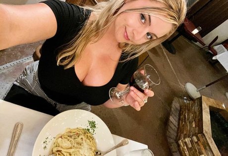 Jessica Miller star du porno photo