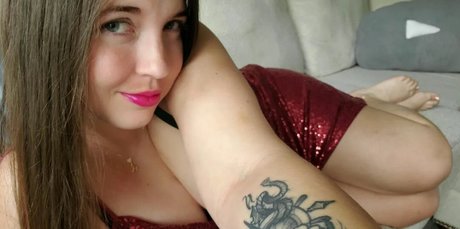 Lisa ASMR modèle de sexe images