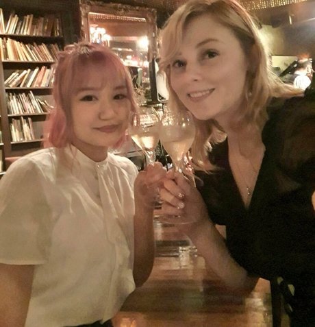 Sydney Poniewaz actrice nue collection