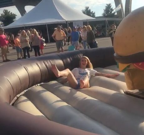 Sydney Poniewaz modèle magnifique archive