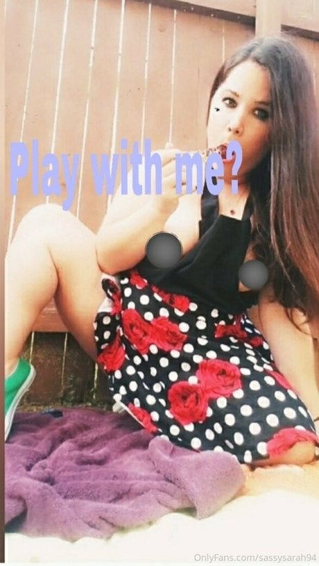 avaler du sperme uniquementfans chaud en haute qualité image