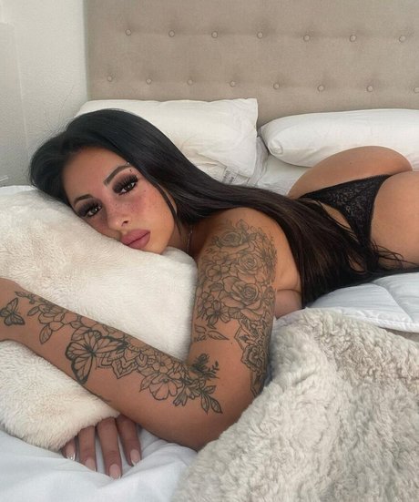 Emi Becerra belle star du porno image