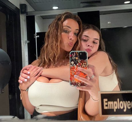 Emily E étoile de l'art photos