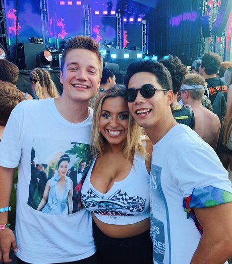 Emily E modèle artistique image