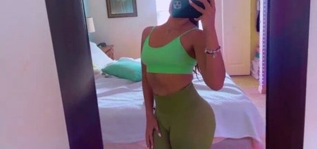 Teddy Moutinho star du porno de haute qualité galerie