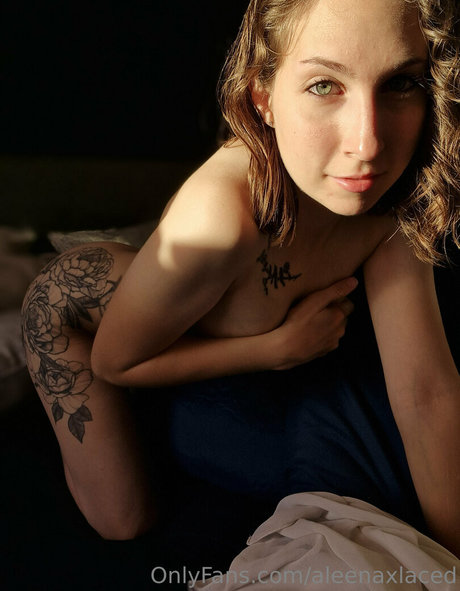 Aleenaxlaced star du sexe photo