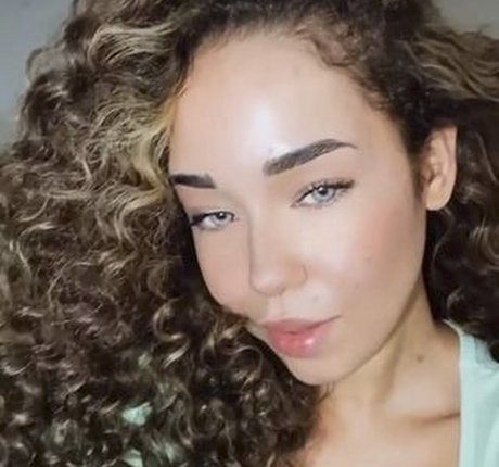 Maria Cabello actrice de nus archive