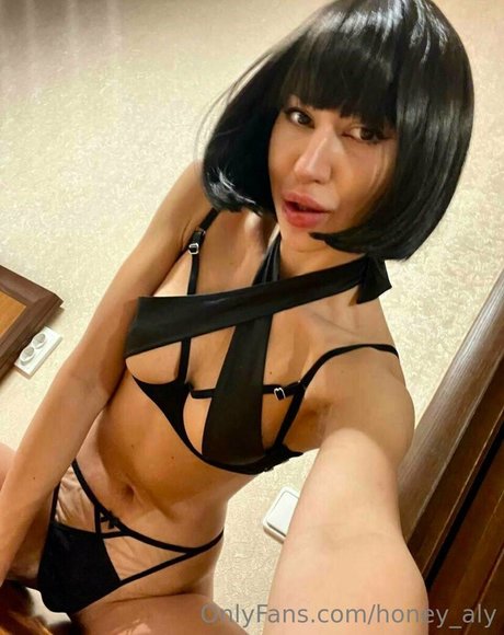 honey aly star du porno gratuit images