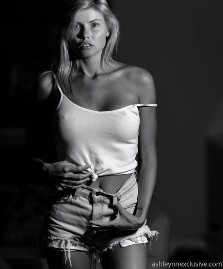 ashlynn2019 modèle artistique photo