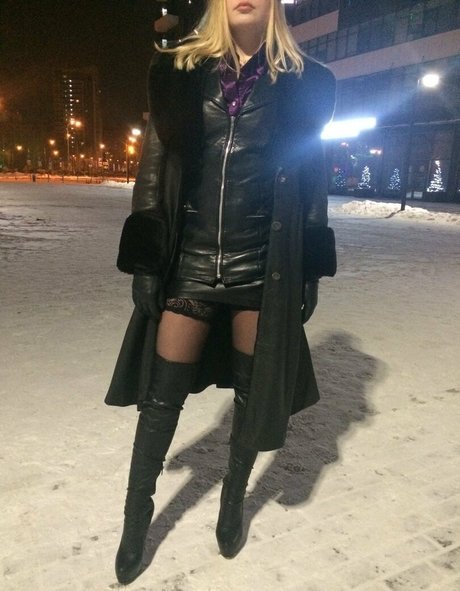 julisunrise official étoile chaude des photos