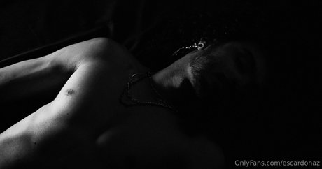 escardonaz étoile sexy image