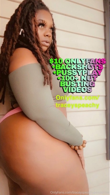 thefamouspeachesandcream actrice nue photos