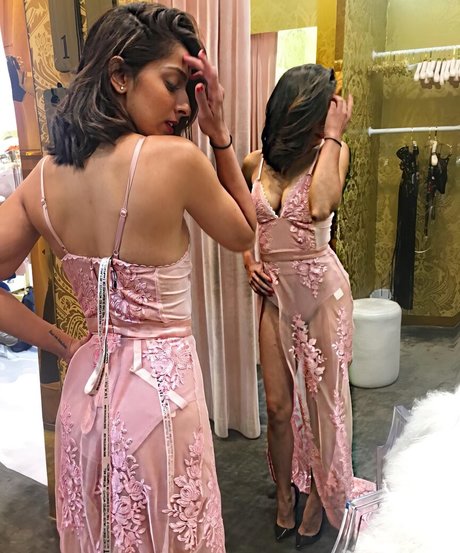 Simmi Singh actrice libre photo