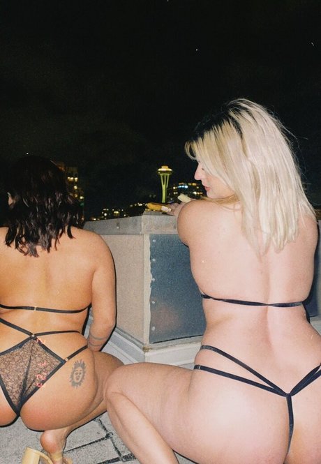 Sativa Sparks star du porno de haute qualité des photos