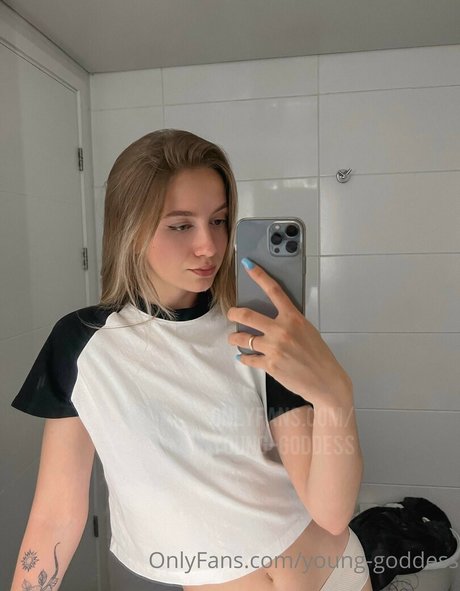 doigté ébène onlyfans xxx jolie des photos