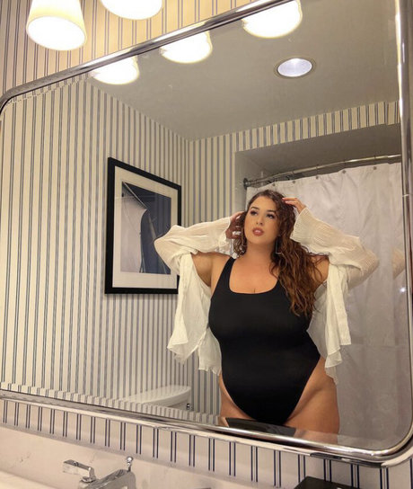 bronzage uniquementfans porno nu image