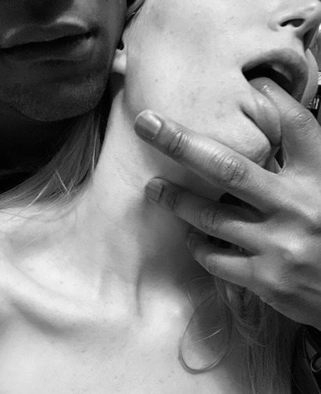 QChotcpl star du porno érotique photos