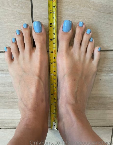 gorgeouslongtoes actrice collection