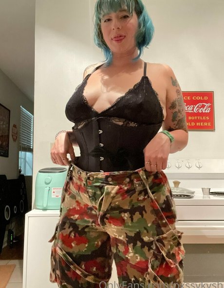 pxssykvsh actrice libre galeries