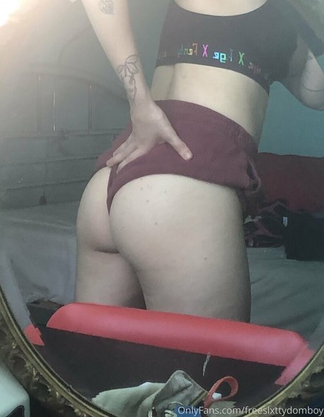 freeslxttydomboy étoile chaude des photos