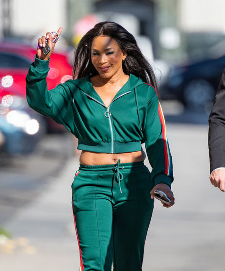 Angela Bassett actrice pornographique img