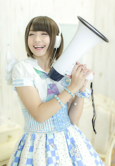 ayame apricot actrice sexy photos