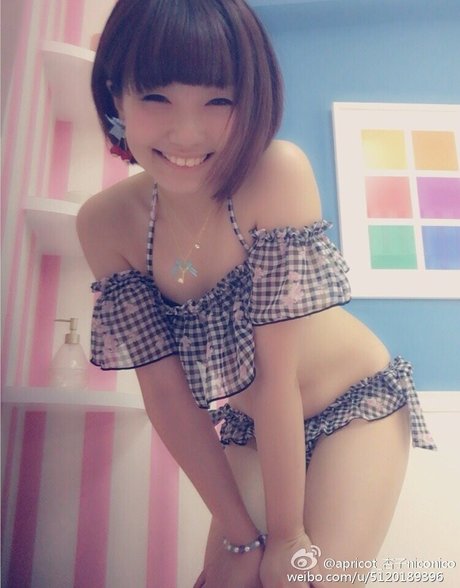 bikini ado onlyfans porno artistique image