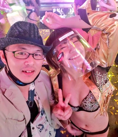 ayame apricot modèles nus img