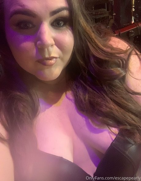 escapepearly modèle sympa photo