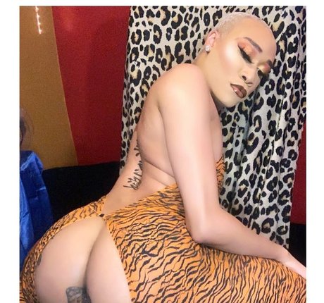 darirose actrice xxx galerie