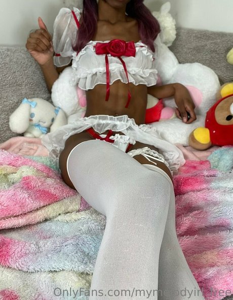 mymelodyirl free actrice porno des photos
