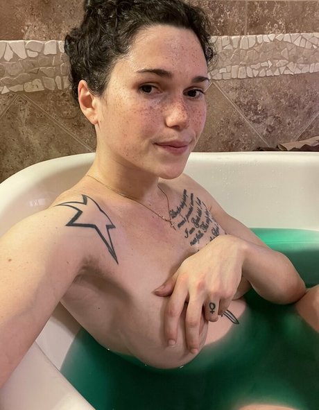 eeveebeevip modèle exclusif galeries