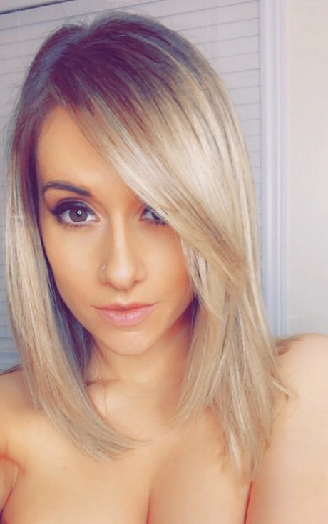 alexathena free modèle érotique galerie