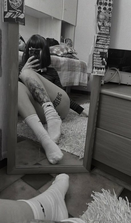 Baby Violent star du porno parfaite photo