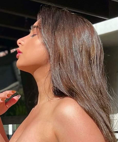 pom-pom girl blonde onlyfans jolie xxx images