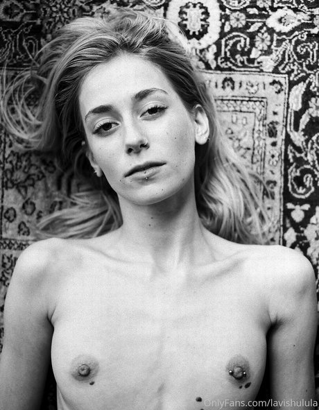 lavishulula jolie star du porno galeries