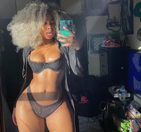 liamirandalinzy mannequin des photos