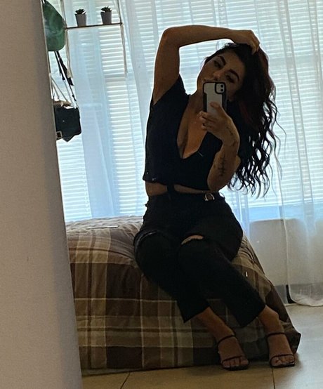 gabrielamal_ art star du porno photos