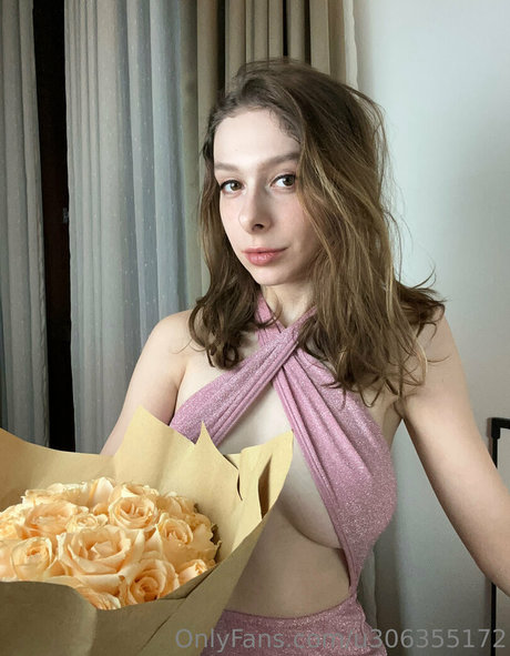 YourJenny star du porno en haute qualité galerie