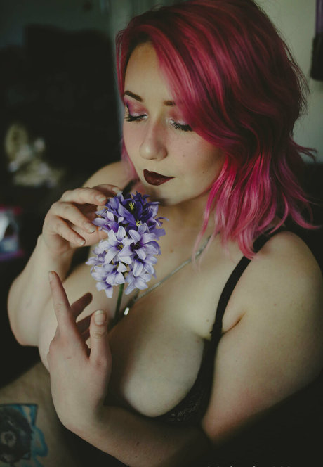 Valerie wagg actrice exclusive des photos